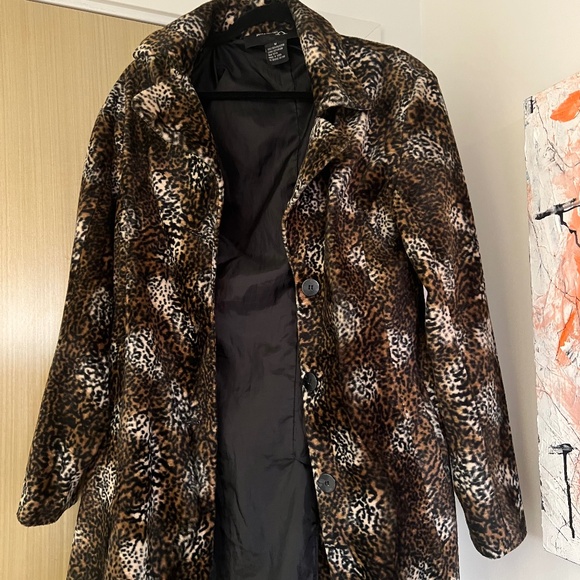 Leopard Print Coat - Picture 1 of 4